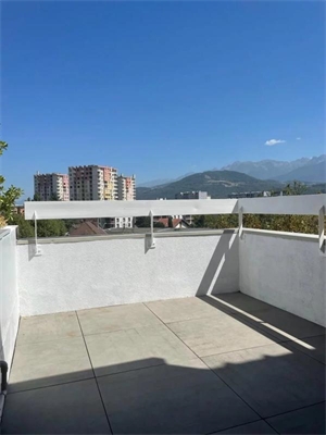 studio à la vente -   38130  ECHIROLLES, surface 31 m2 vente studio - UBI437259143